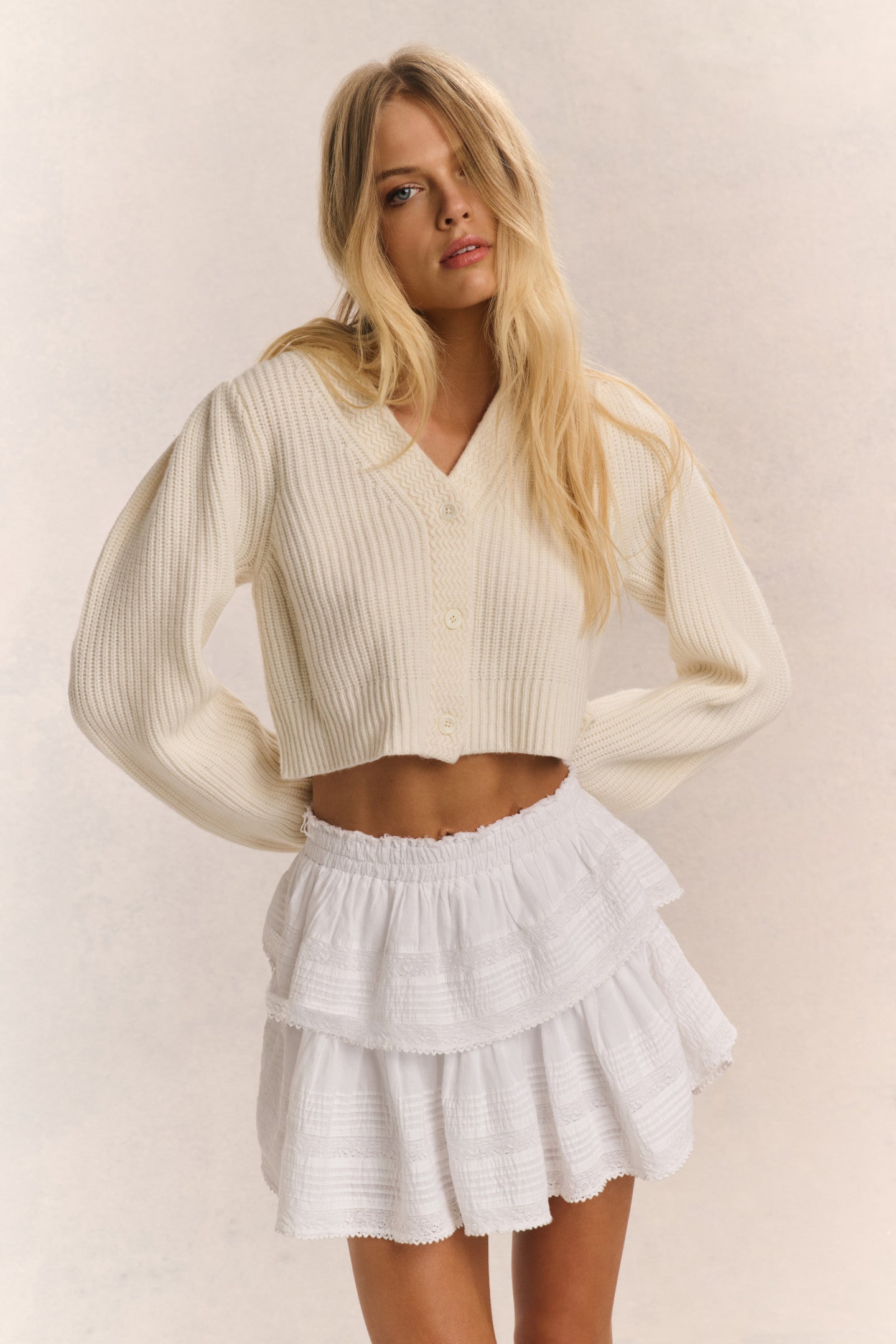 Avignon V-Neck Crop Cardigan - Image 2