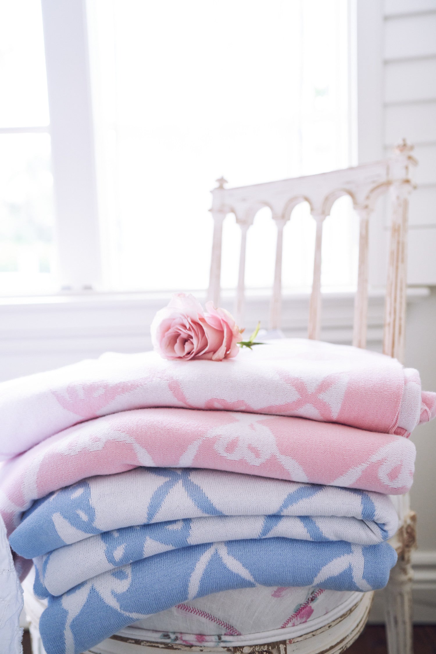 Bow Throw Blanket - Image 10