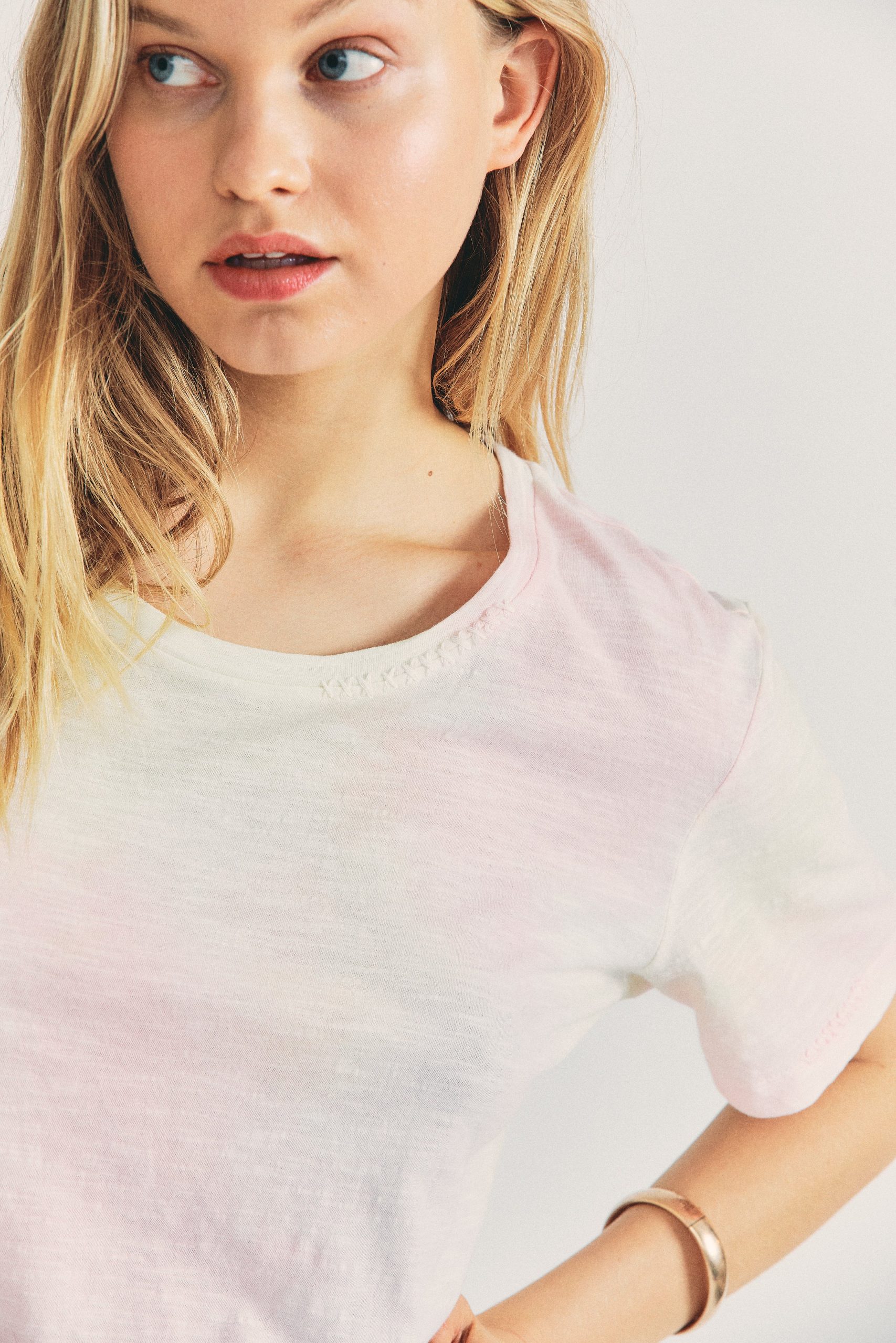 Calix Cotton Tee - Image 4