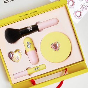 Super Smalls Moms Makeup Play Kit